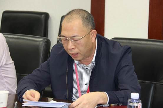 說明: 深圳職業(yè)技術(shù)學院黨委副書記、紀委書記楊平現(xiàn)場致辭